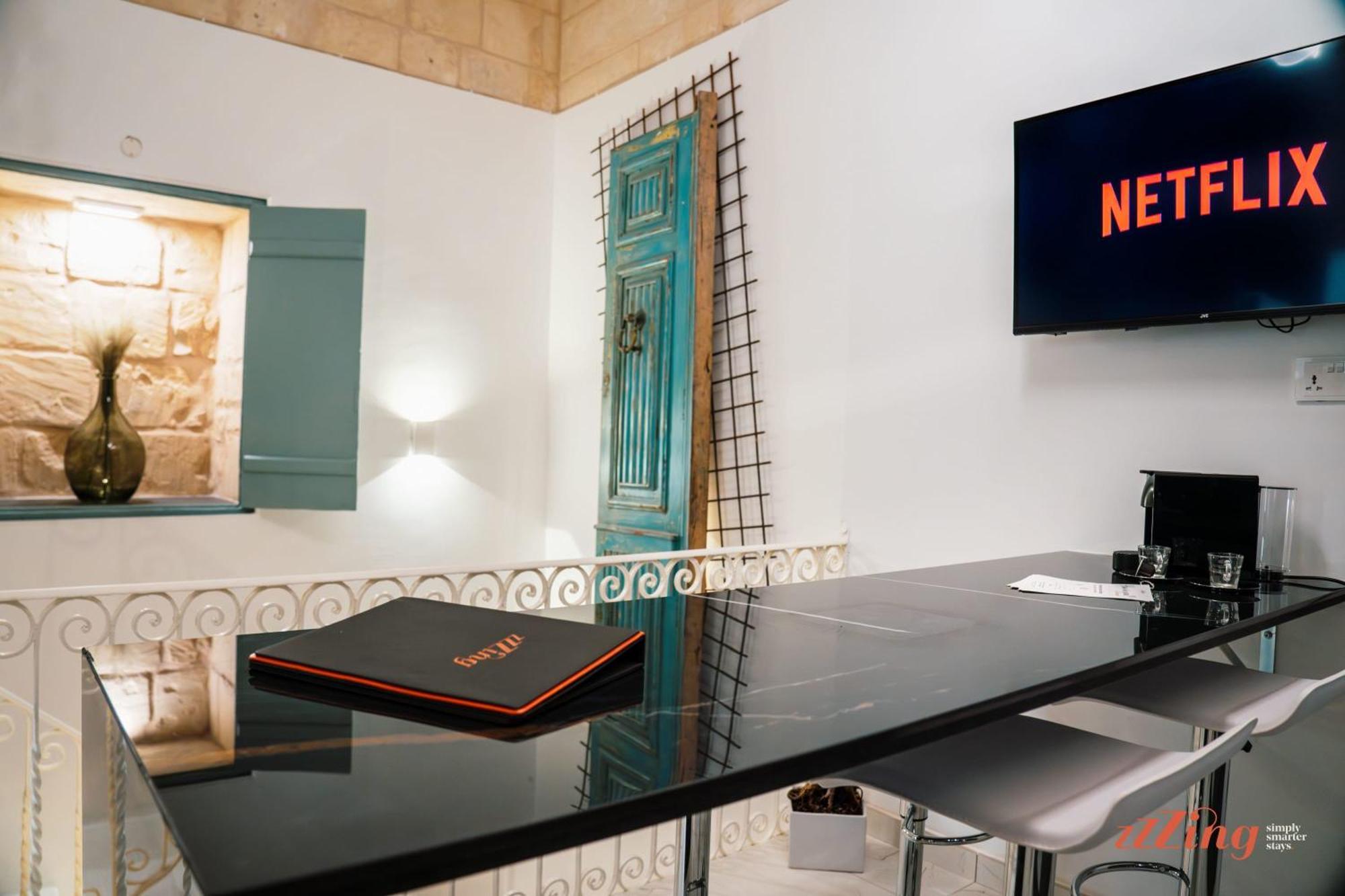 A Stylish In Malta's Capital Apartman *
