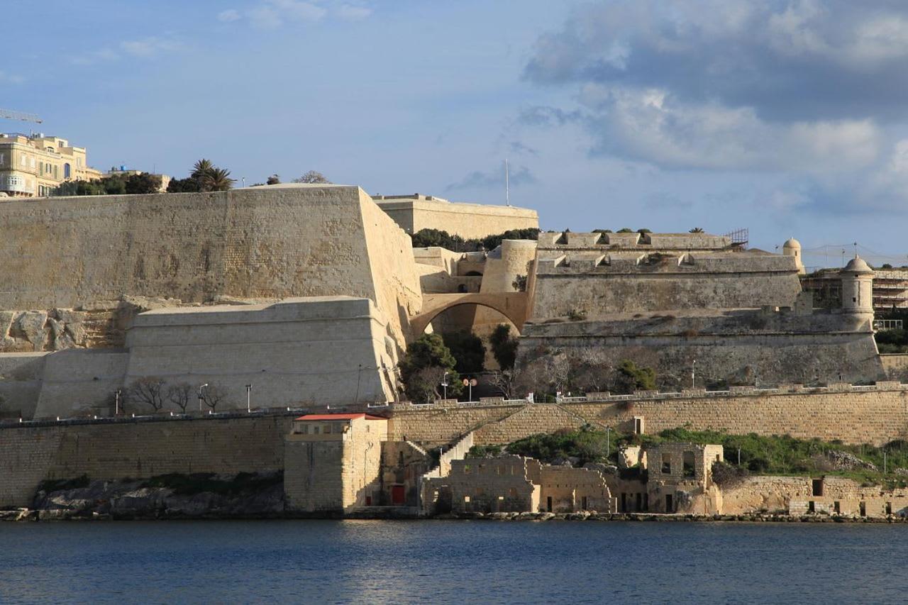 Apartman A Stylish In Malta's Capital *